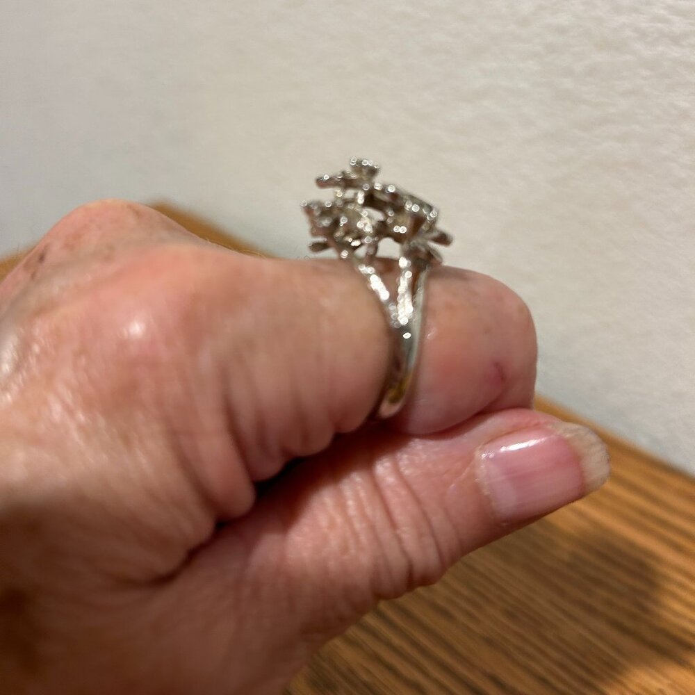 Dinner Ring - Picture 10 of 16